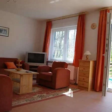 1 _ Ferien Im Gutspark Mattchow