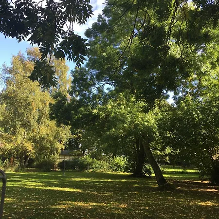 팜스테이 1 _ Ferien Im Gutspark Mattchow